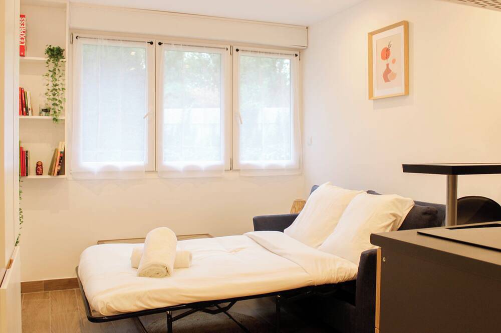 Entire apartment, Modern studio, quiet and close to Paris in Saint-Denis, Seine-Saint-Denis