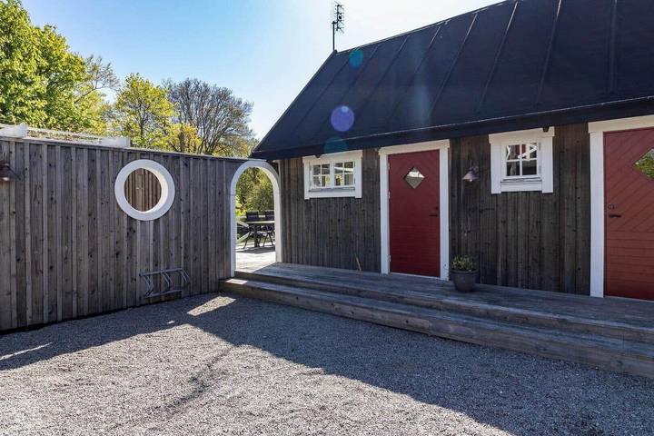 Ferienhaus für 8 Personen, mit Terrasse und Whirlpool