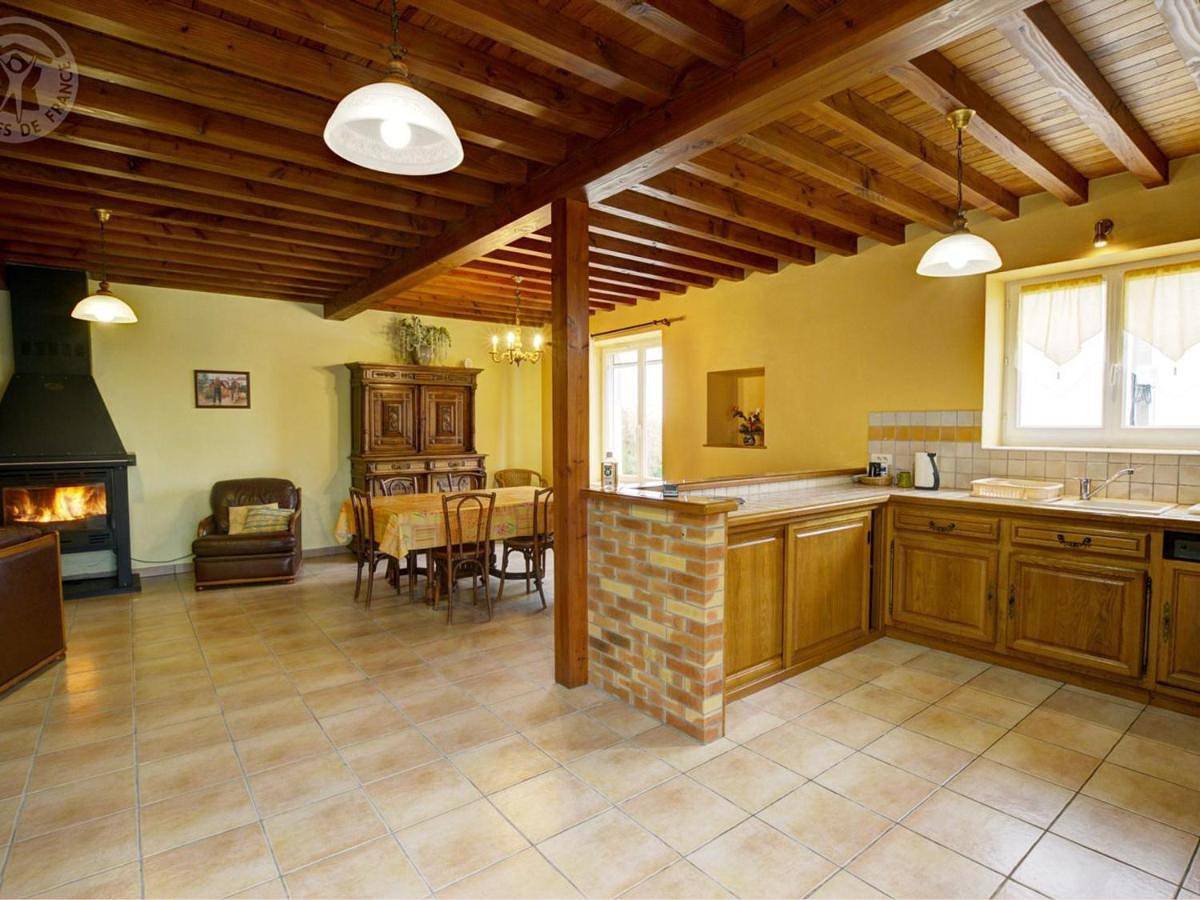 Gîte à Amions avec cheminée, jardin et petit animal accepté - Fr-1-496-112 in Amions, Région de Roanne