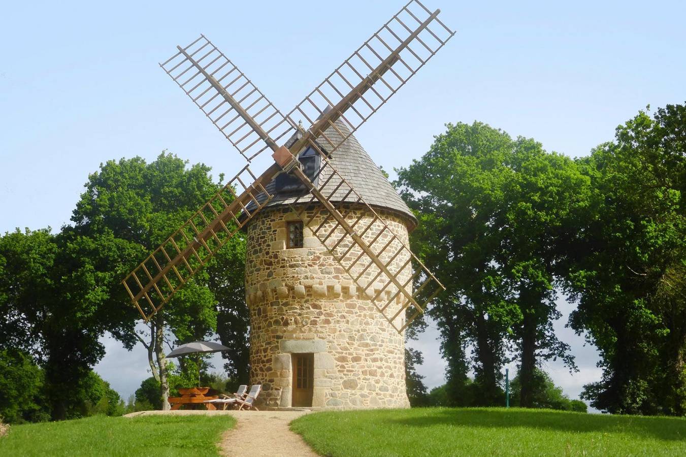 Moulin près des plages de Goelo in Gommenec'h, Cotes-d'Armor