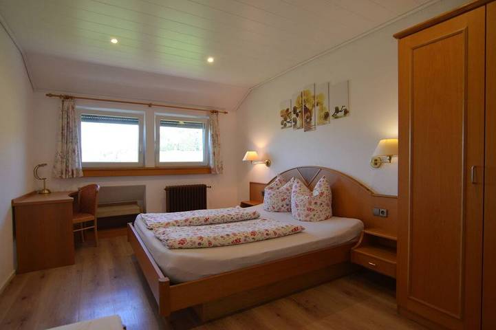 Gîte pour 6 personnes, avec Balcon et Jardin à Glottertal