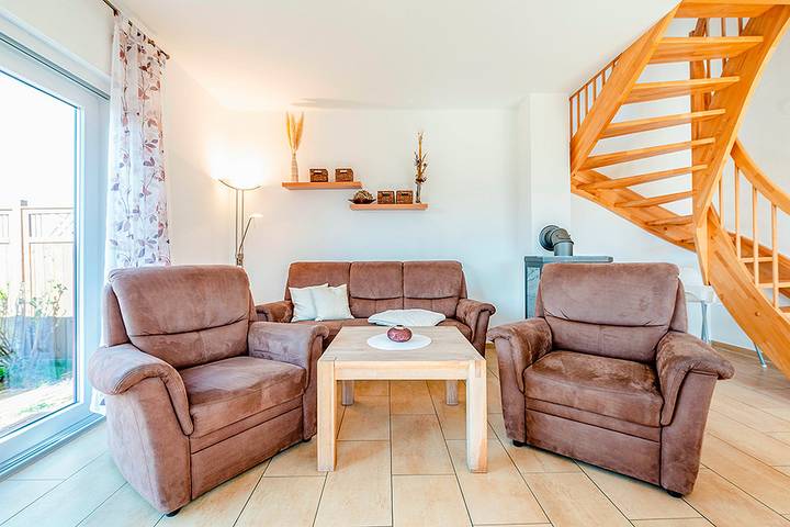 Ferienhaus für 6 Personen, mit Garten und Sauna sowie Terrasse, mit Haustier in Neuenkirchen (Rügen) - 2