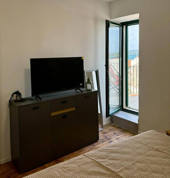 Villa pour 5 personnes, avec balcon ainsi que sauna et jacuzzi dans Betina - 4