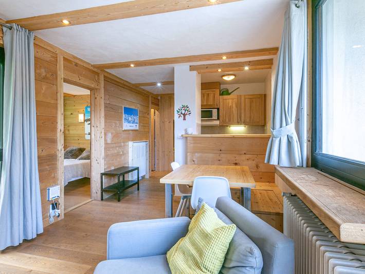 Gîte pour 6 personnes, avec balcon dans Office De Tourisme De Val D Isere - 2