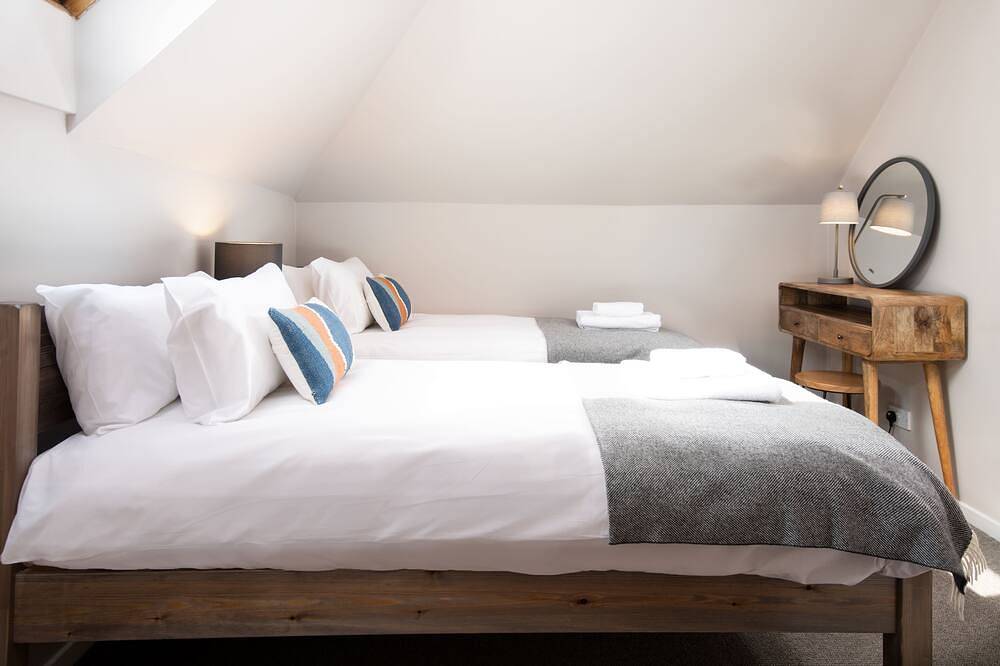 Eildon Melrose Holiday Cottages & Log Cabins - The Croft in Melrose, Scottish Borders
