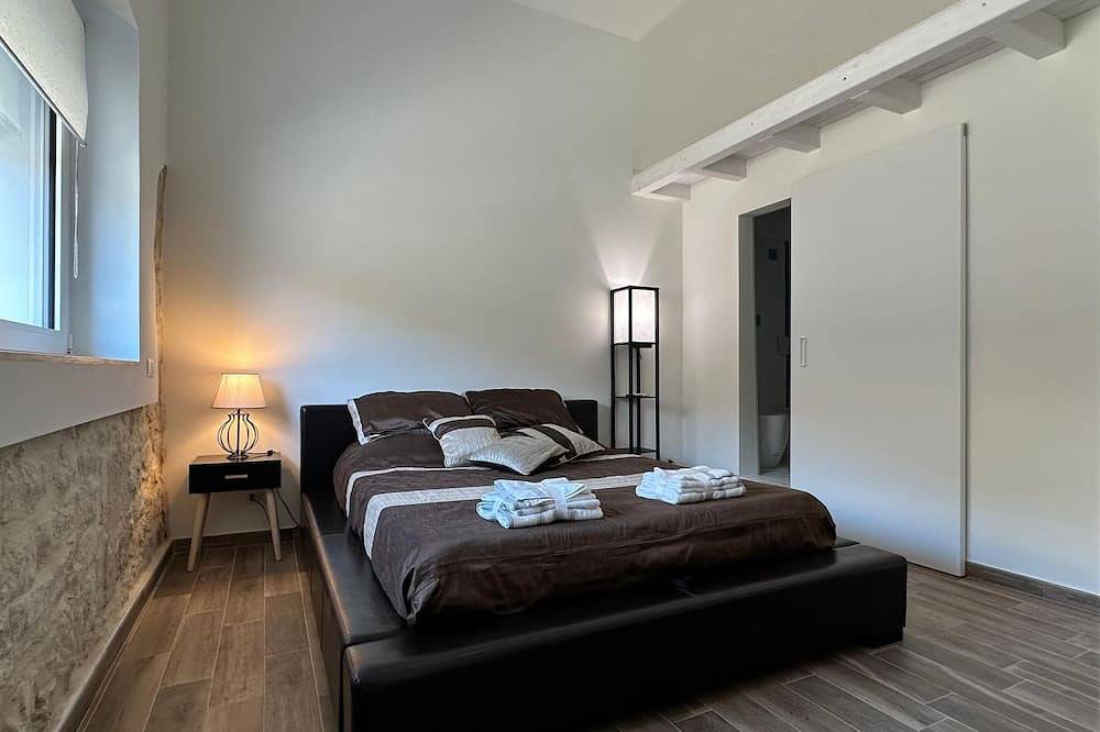 Ganze Wohnung, Fully furnished, small apartment in the historic center of Modica. in Modica (dorf), Modica