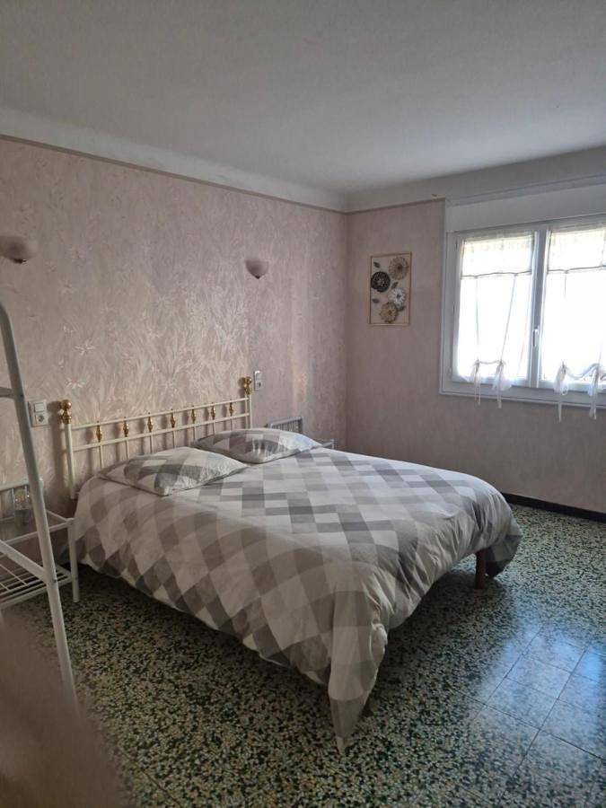 Gîte pour 4 personnes, avec balcon à Millas
