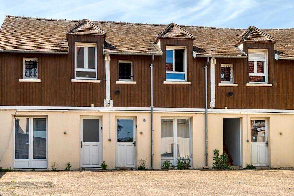 Appartement entier, Studio grande cuisine in Étampes, Essonne
