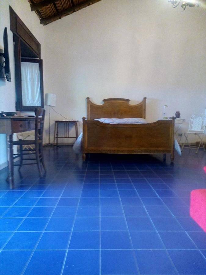 Maison de campagne pour 8 personnes, avec jardin et vue à Graniti