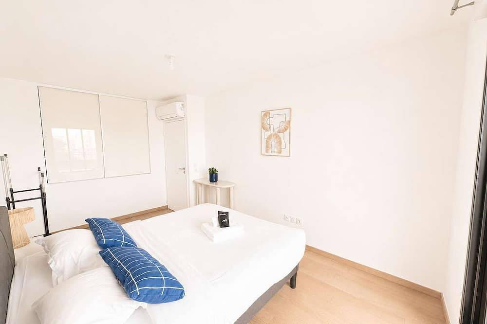 Ganze Wohnung, Appartement 2 chambres avec terrasse a Courbevoie in Courbevoie, Hauts-de-Seine