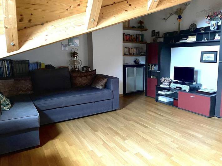 Location de vacances pour 6 personnes, avec vue sur le lac ainsi que jardin et vue à Gavirate - 4
