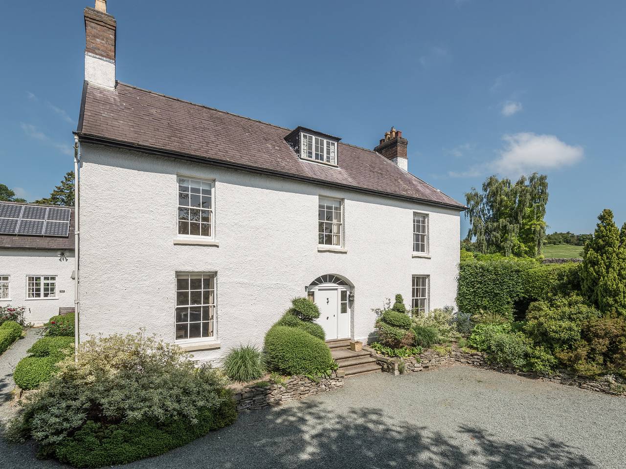 The Old Schoolhouse and Cottage in Shropshire Hills