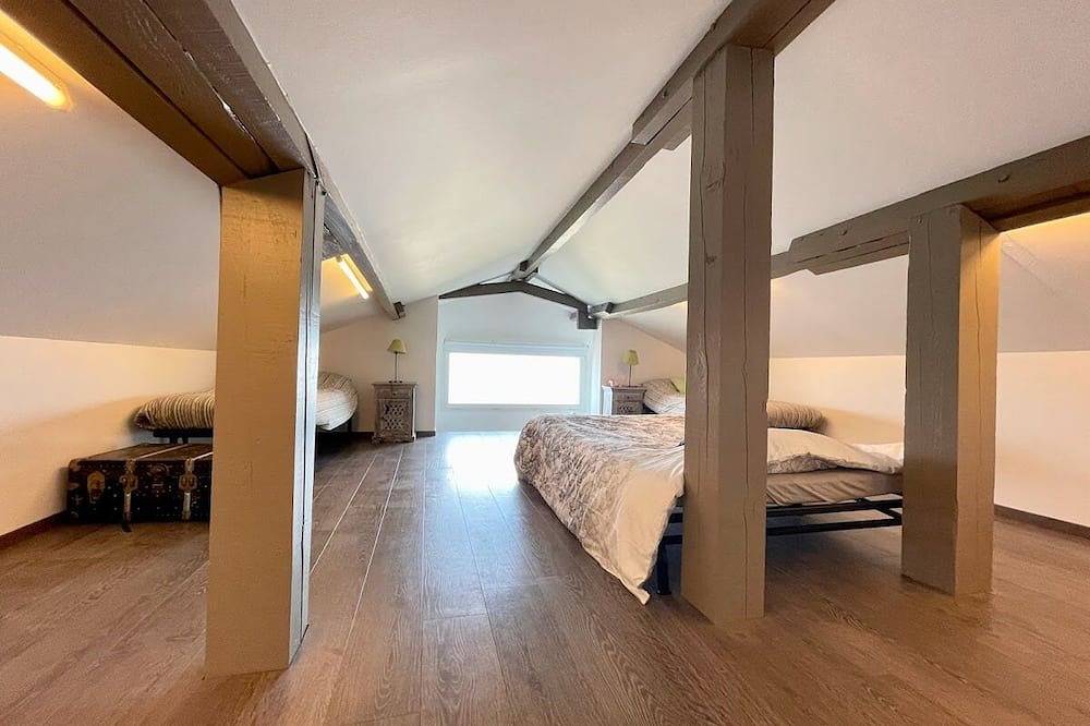 Unique villa with direct beach access, shops on foot. in Ronce-les-Bains, La Tremblade