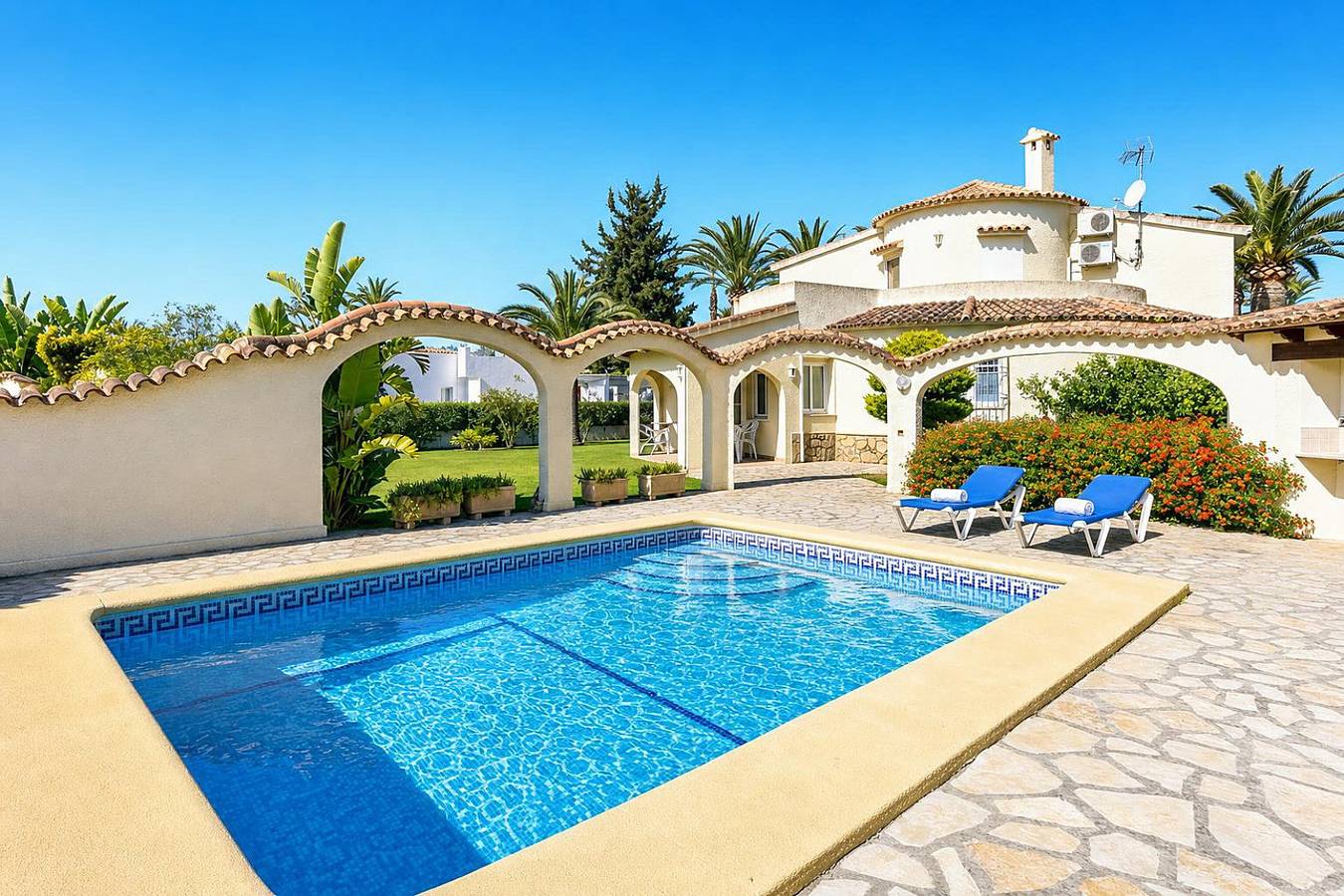 055 Villa Retiro in Las Marinas, Dénia