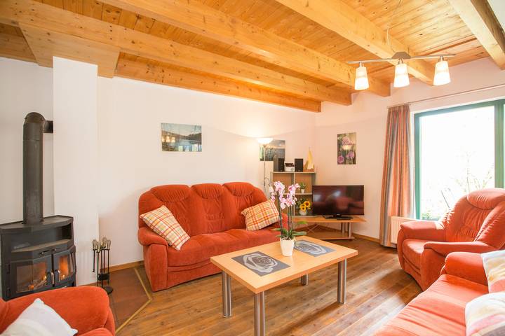 Ferienhaus für 9 Personen, mit Terrasse und Seeblick sowie Garten, mit Haustier in Jabel - 4