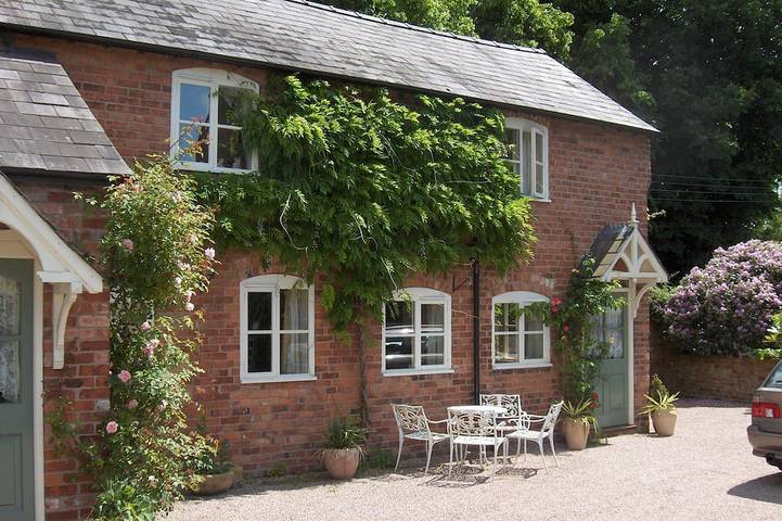 Cottage für 4 Personen, mit Garten - 1