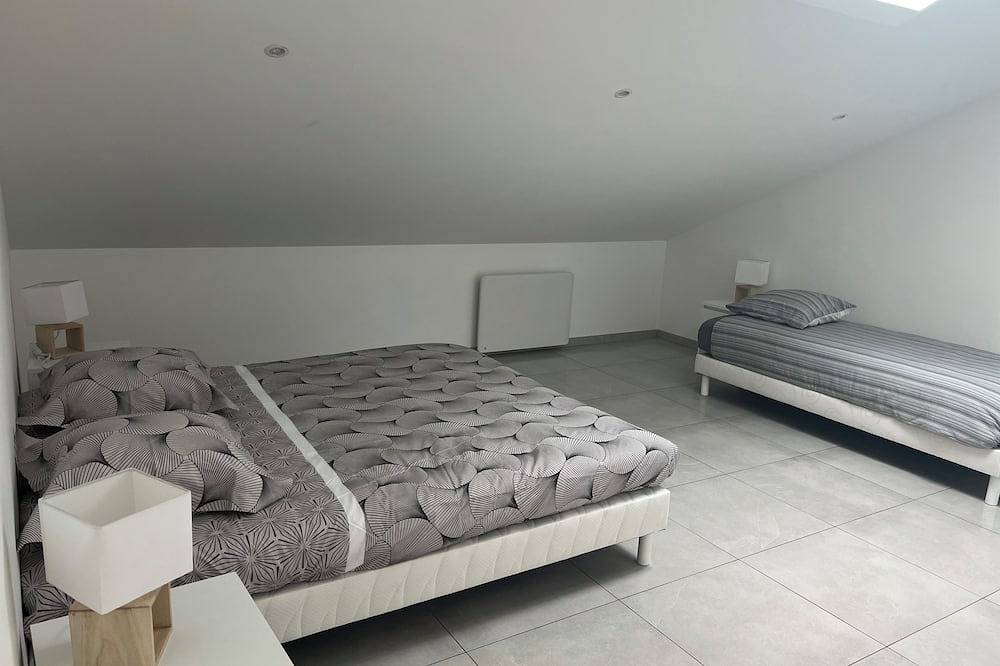 Comfortable town house in Tullins, Isère