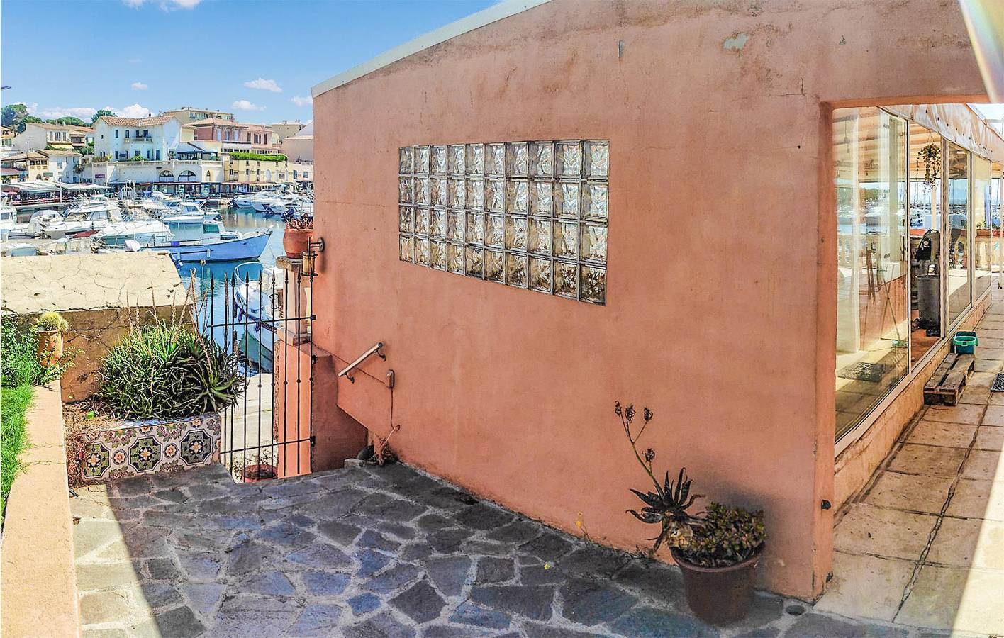 Apartment mit Meerblick, Parkplatz und Wi-Fi in Sausset-les-Pins, Istres und Umgebung