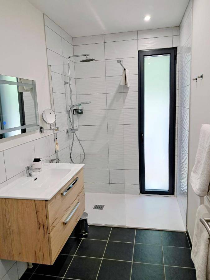 Chambre d’hôte pour 2 personnes, avec piscine ainsi que jardin et vue à Apt - 4
