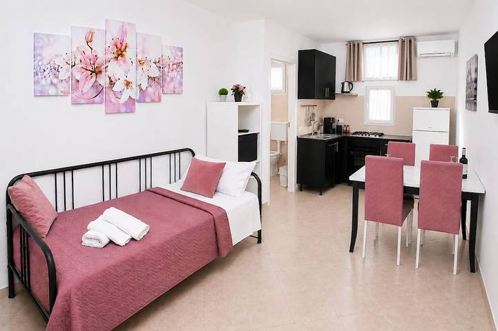 Ganze Wohnung, Apartment Lilli's house lake and relaxation a stone's throw from Rome in Anguillara Sabazia, Braccianosee