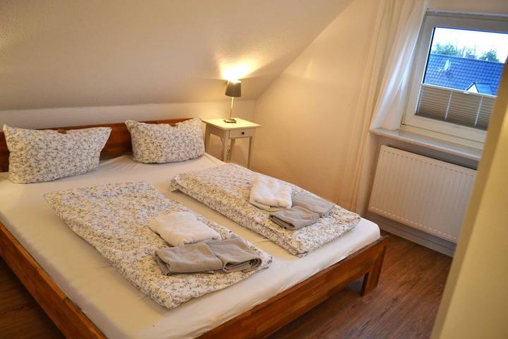 Ganze Wohnung, Ferienwohnung  im Stadtzentrum mit  Balkon direkt am Strand. Für bis zu 4 Personen. in Nordfriesische Inseln (Schleswig-Holstein) (Schleswig-Holstein), Wyk auf Föhr