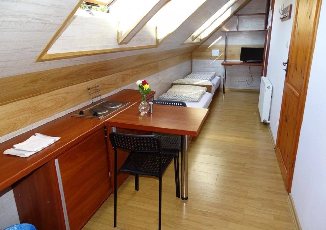 Cały apartament wypoczynkowy, Noclegi "Marek i Karolina" in Cieszyn, Karpaty (Polska)