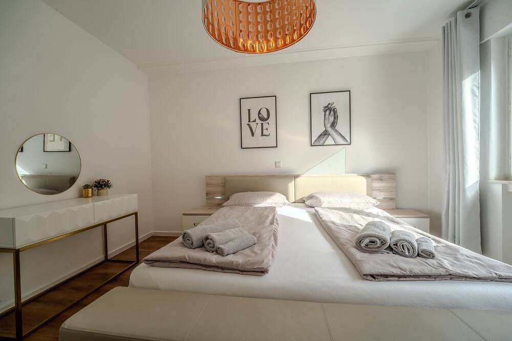 Ganze Wohnung, Moderne 3 Zimmer Whg/20 min Frankfurt-Flughafen in Obertshausen, Landkreis Offenbach