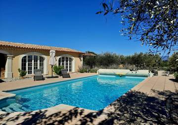 Cottage pour 5 personnes, avec piscine ainsi que jardin et vue à Rochegude