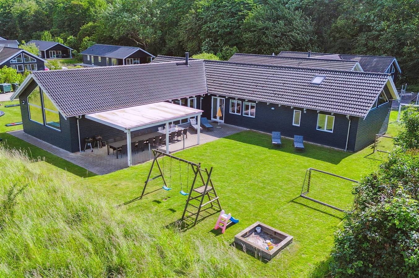 Ferieudlejning til 18 Personer i Lohals, Langeland