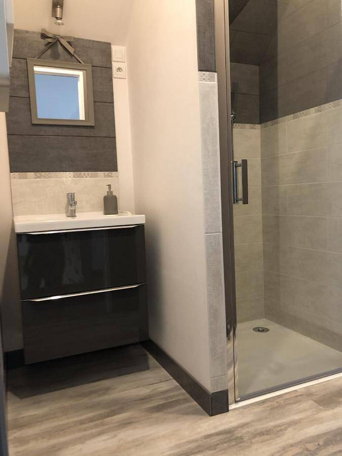 Location de vacances pour 12 personnes, avec piscine et jardin à Montluçon - 2