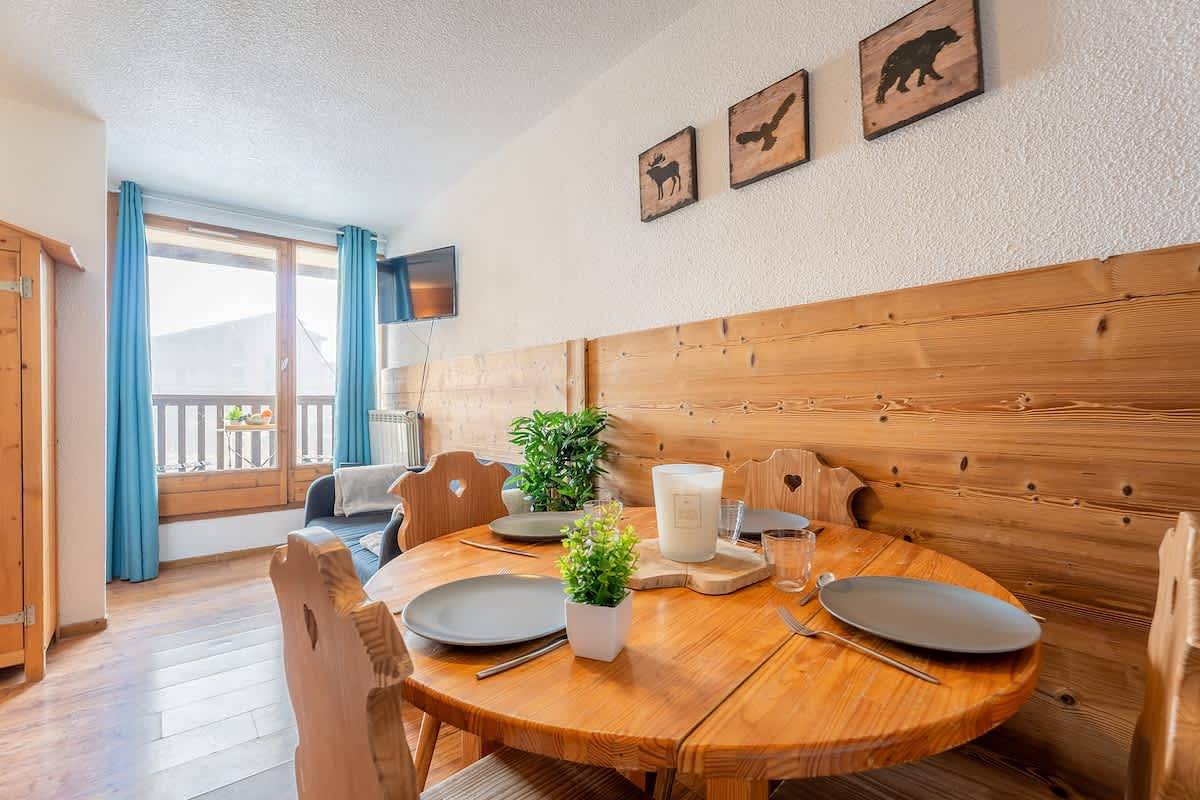 Hel lejlighed, South-Side Ski-In/Out Apartment in Val Thorens, Massif de la Vanoise