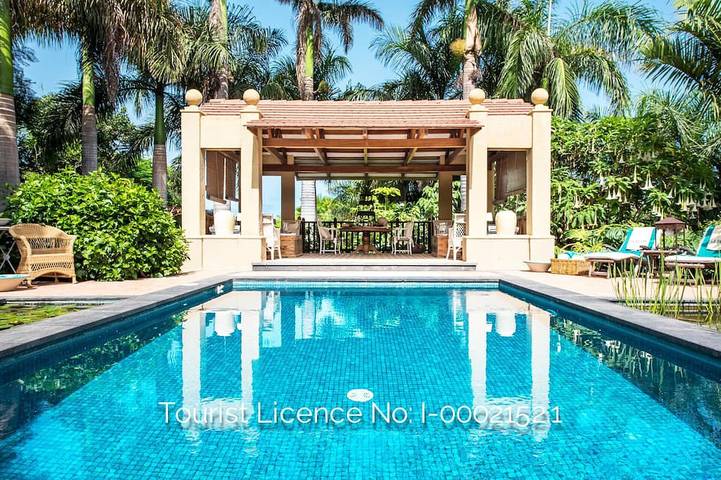 Villa for 4 people, with pool and balcony as well as garden - 1