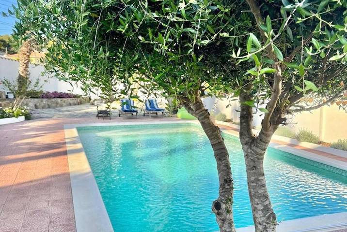 Casa rural para 8 personas, con piscina y jardín en Cunit - 4