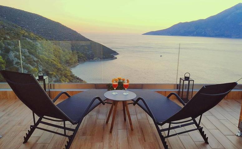 Appartement de vacances pour 4 personnes, avec Balcon et Jacuzzi ainsi que Terrasse et Jardin
