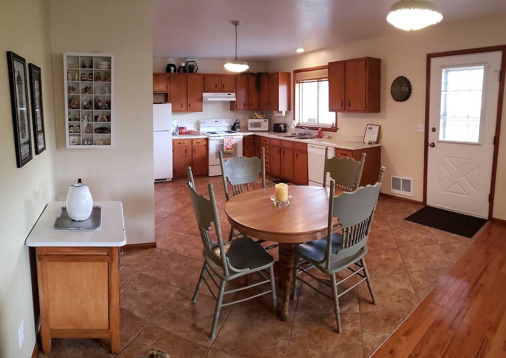 Ganze Wohnung, Parks Riverside B in Gardiner, Mt in Gardiner, Absaroka Range