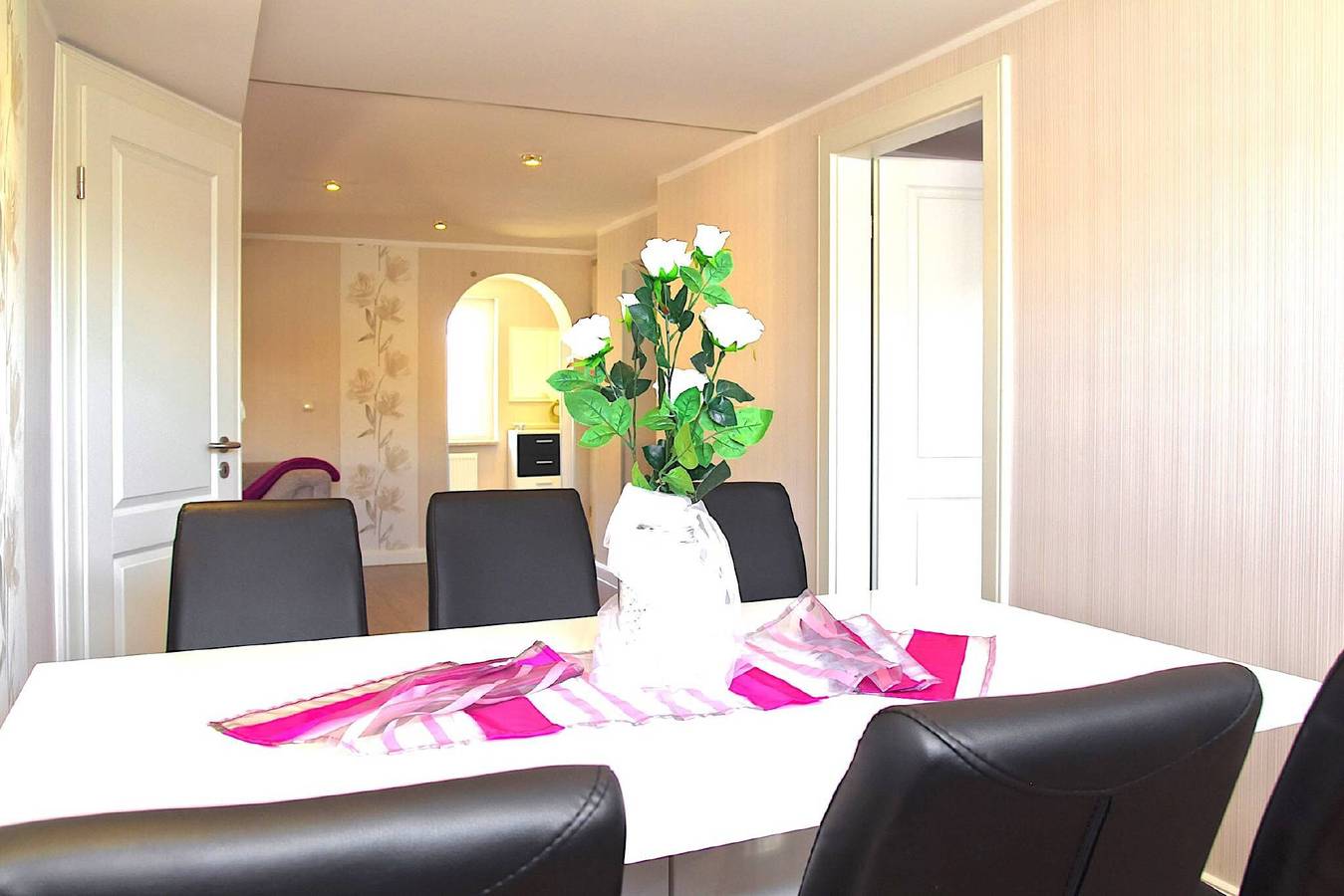 Ganze Wohnung, Ferienwohnung 'Ahlbeck V' mit privater Terrasse und Wi-Fi in Drei Kaiserbäder, Heringsdorf