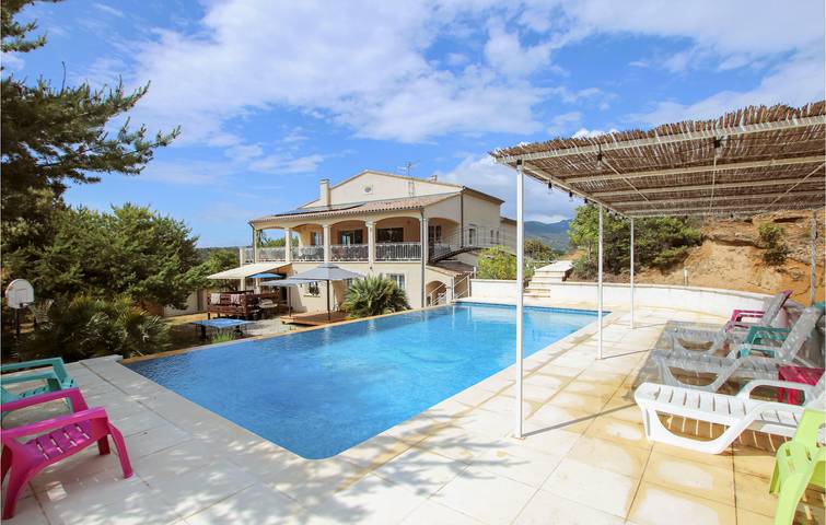Location de vacances pour 6 personnes à Rousset-les-Vignes