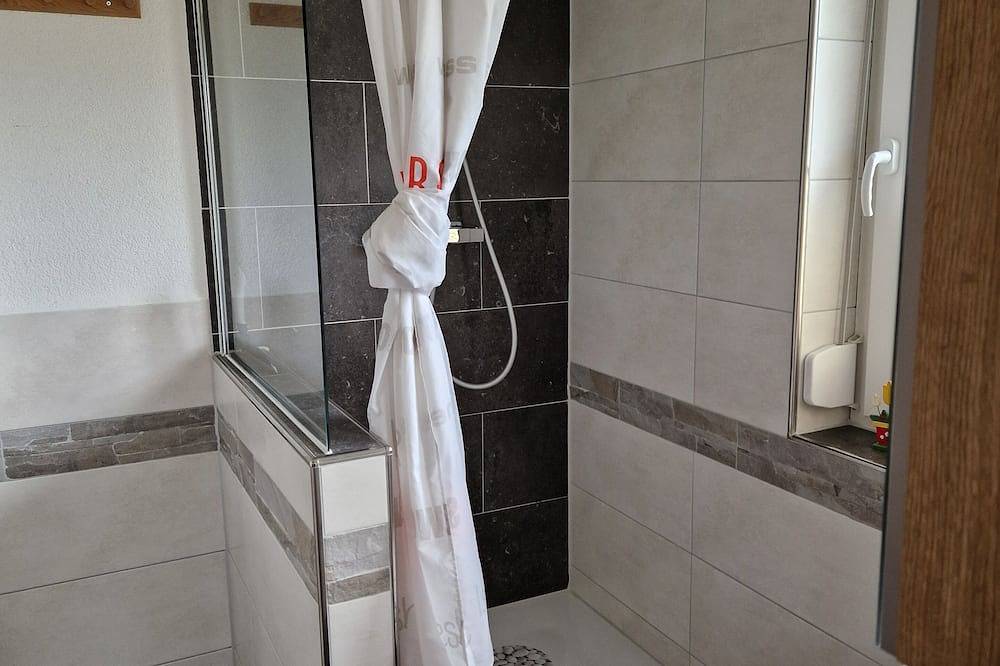 Ganze Wohnung, Ferienwohnung mit Hund  / Wellness-Angebote / Liebscher&Bracht Übungsraum in Obernheim, Neckar-Alb