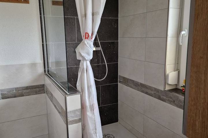 Ganze Wohnung, Ferienwohnung mit Hund  / Wellness-Angebote / Liebscher&Bracht Übungsraum in Obernheim, Neckar-Alb