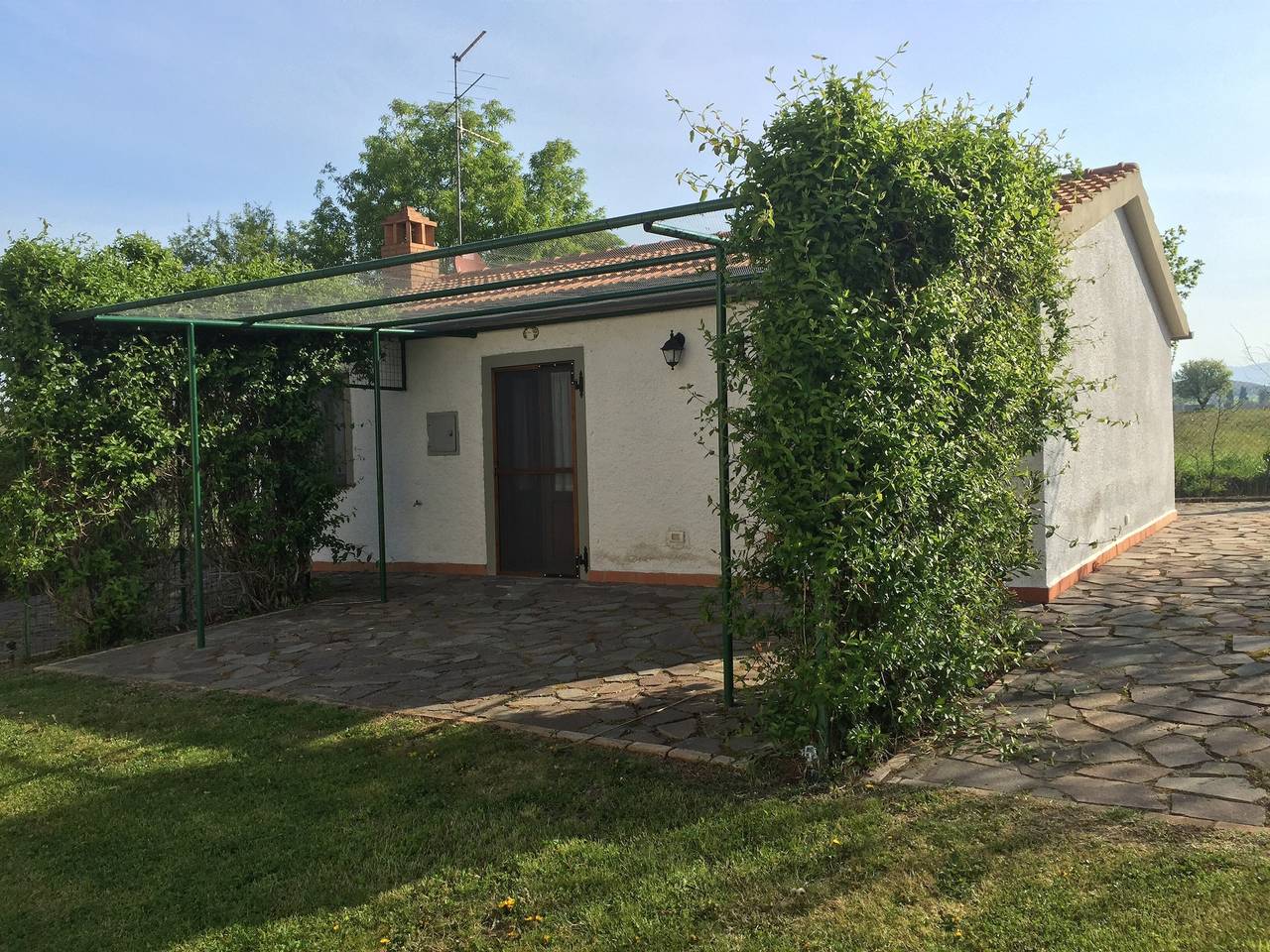 Entire apartment, Apartment 'Alloro' with Shared Pool, Wi-Fi and Air Conditioning in Grosseto, Grosseto Province