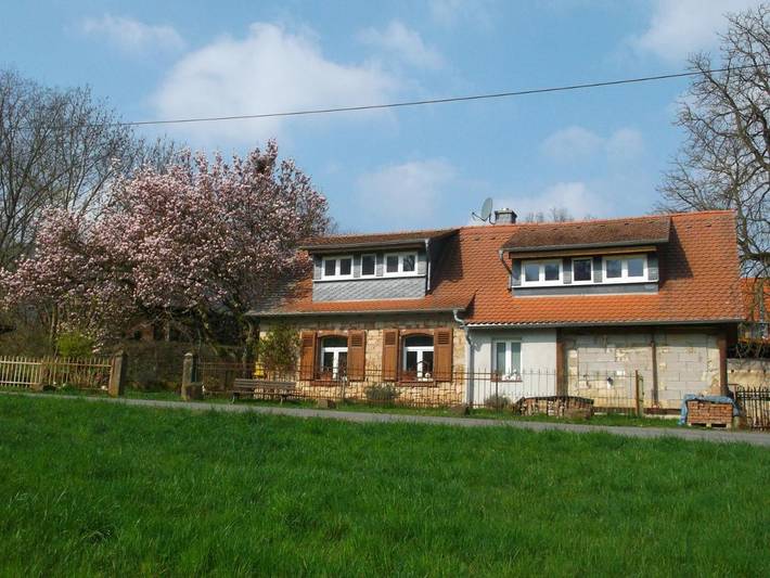 Ferienwohnung für 7 Personen, mit Garten und Ausblick in Fränkisch-Crumbach