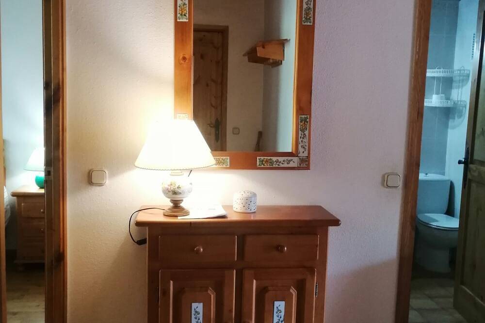 Entire apartment, Spacious duplex with fireplace Isard 2 in Taüll, La Vall de Boí