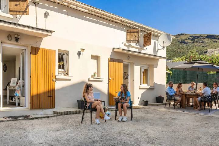 Villa pour 8 personnes, avec terrasse dans Cap Corse
