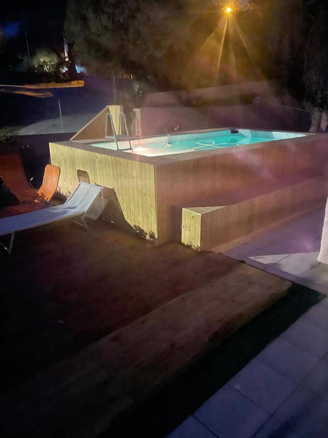 Chambre d’hôte pour 2 personnes, avec piscine ainsi que jacuzzi et jardin à Stintino - 3