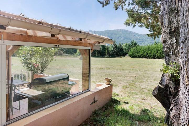 Location de vacances pour 6 personnes, avec jardin, animaux acceptés à Soulatgé