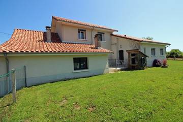 Gîte for 9 Guests in Linards, Haute-Vienne, Picture 3