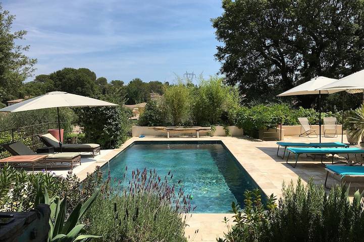 Villa for 7 people, with garden and terrace as well as hot tub - 1