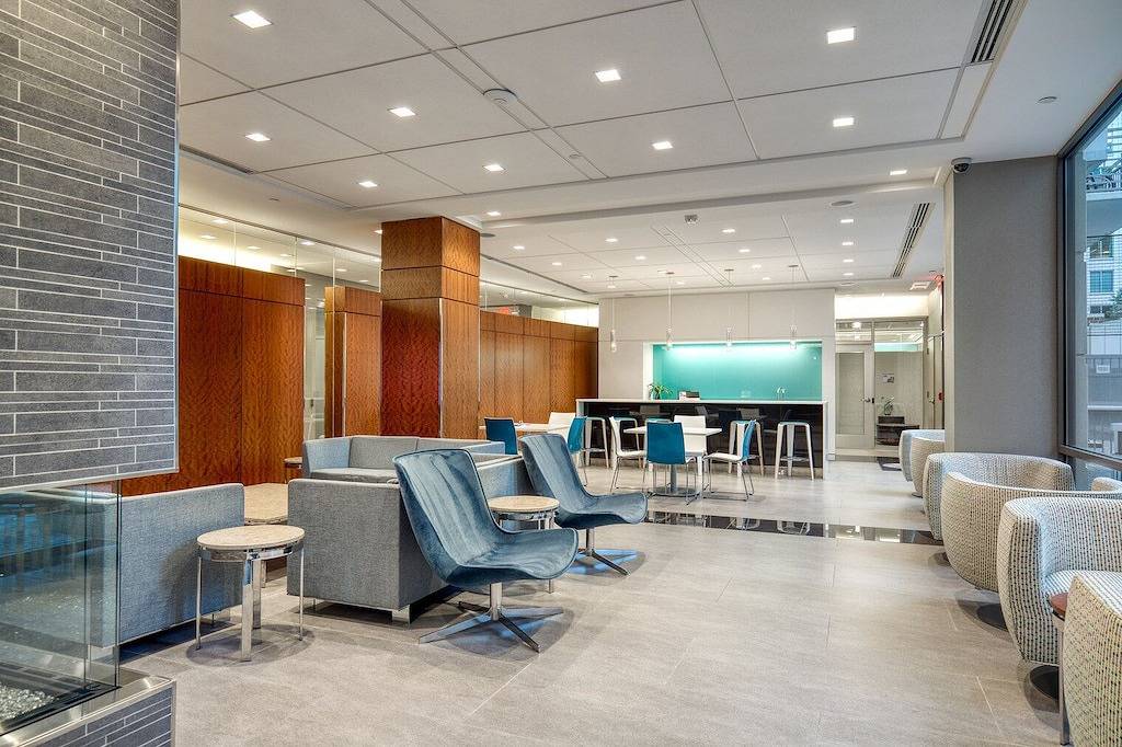 Ganze Wohnung, Luxe Ballston 1Br w/ Pool, W/D & Gym, walk to Bars & Metro, by Blueground in Arlington (VA), Arlington County