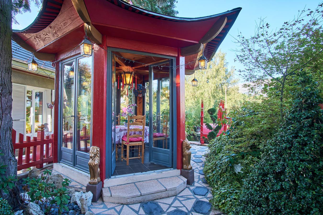 Maison de vacances "Au Printemps Japonais" avec vue sur les montagnes, jardin et Wi-Fi in Pierre-Châtel, Vercors