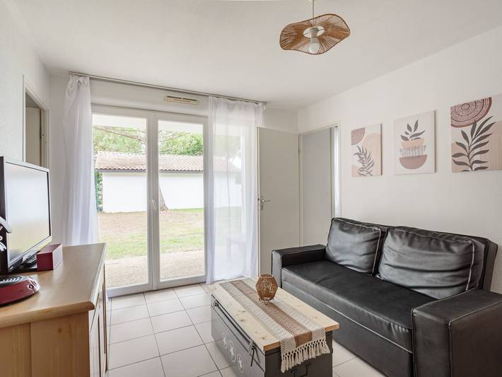 Gîte pour 7 personnes, avec jardin et piscine à Ondres